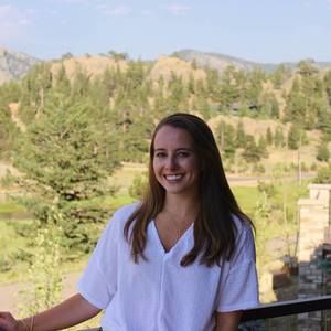 Meet your Posher, Meredith